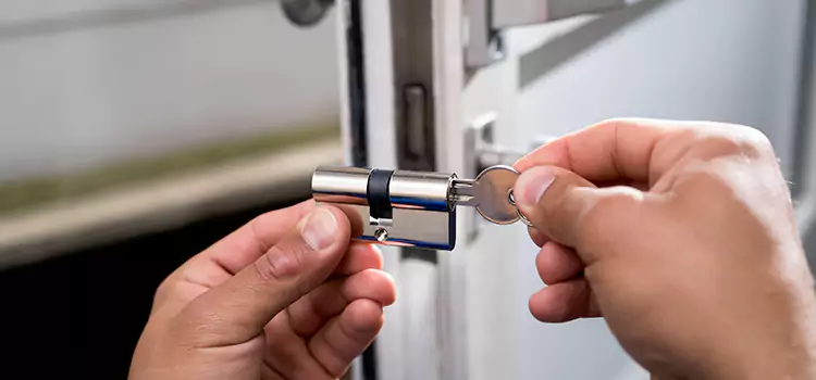 Emergency Locksmith for House Meadow Woods