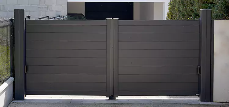 Common Residential Gate Issues We Resolve in Meadow Woods, FL